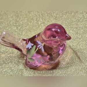 Fenton Bird Petal Pink Glass Songbird Hand-painted Daisies / Dusty Rose 1990s